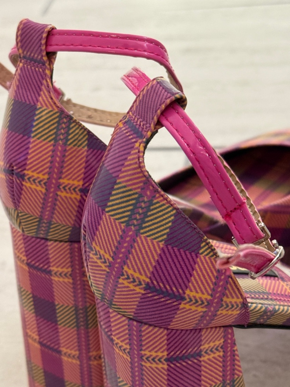 Larroudé Plaid Platform Heels – Pink Multi Statement Ankle Strap Pumps - size 9 - Picture 9 of 12